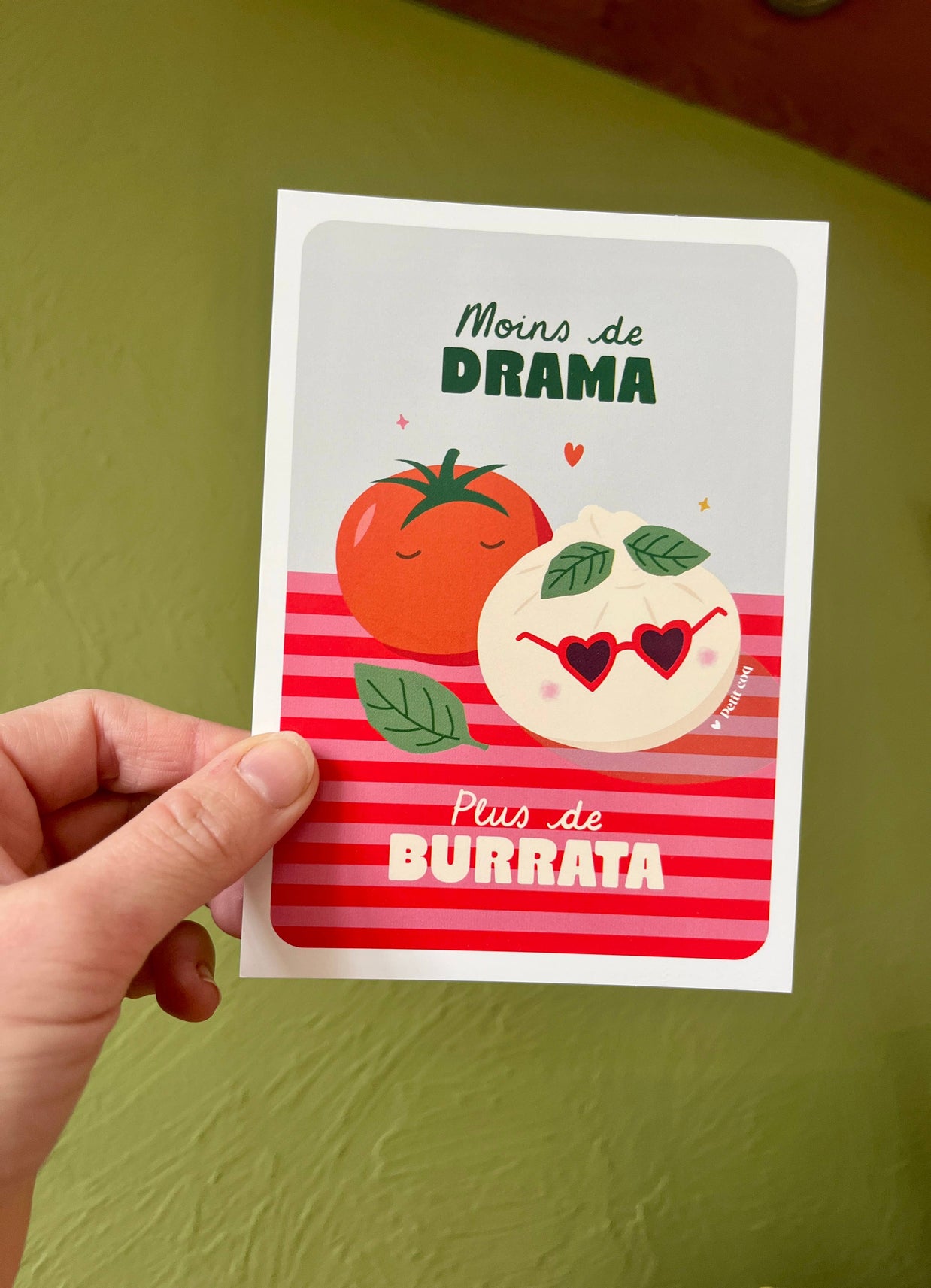 Carte postale Moins de drama