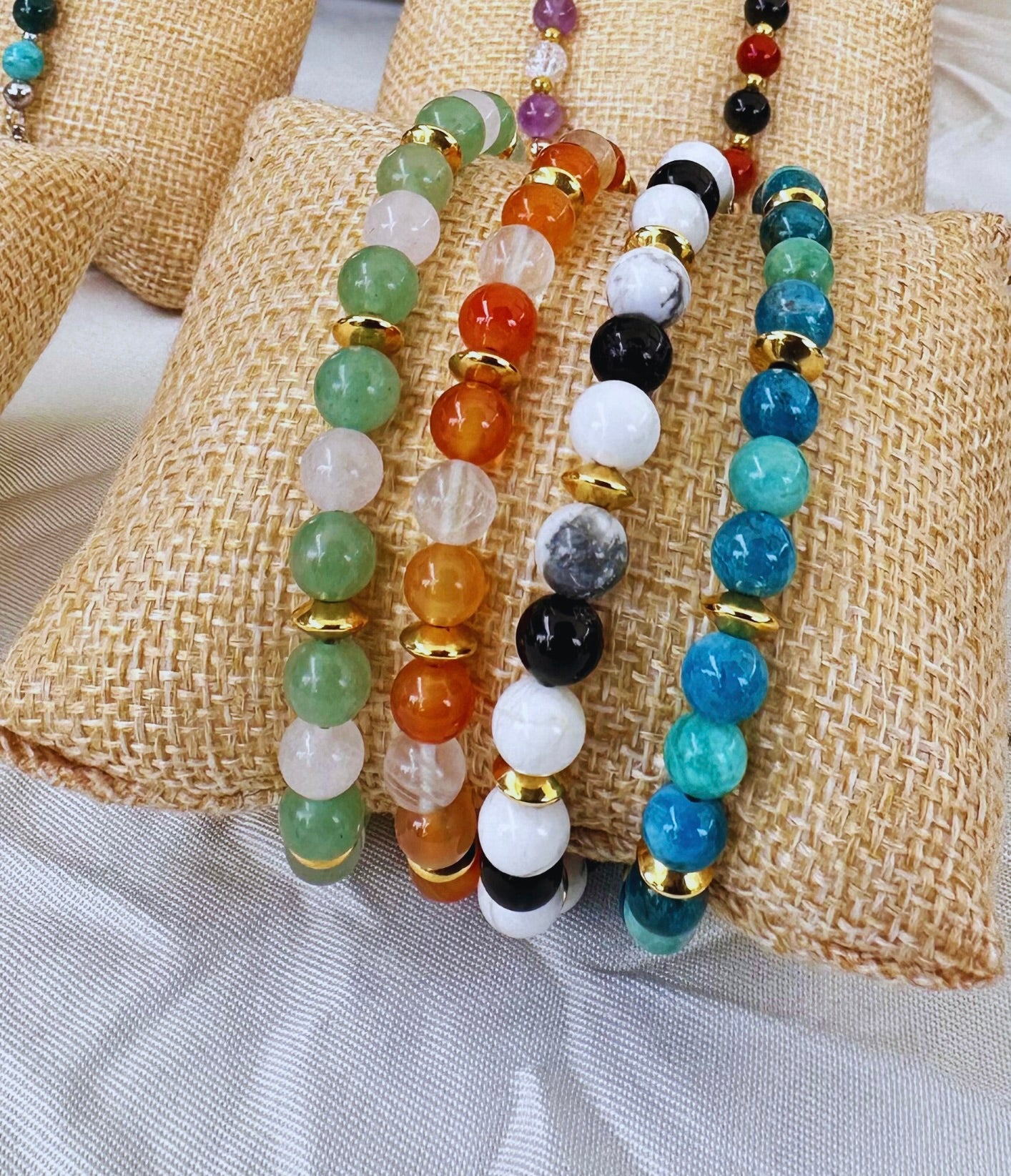 Atelier créer son bracelet de lithothérapie en pierres