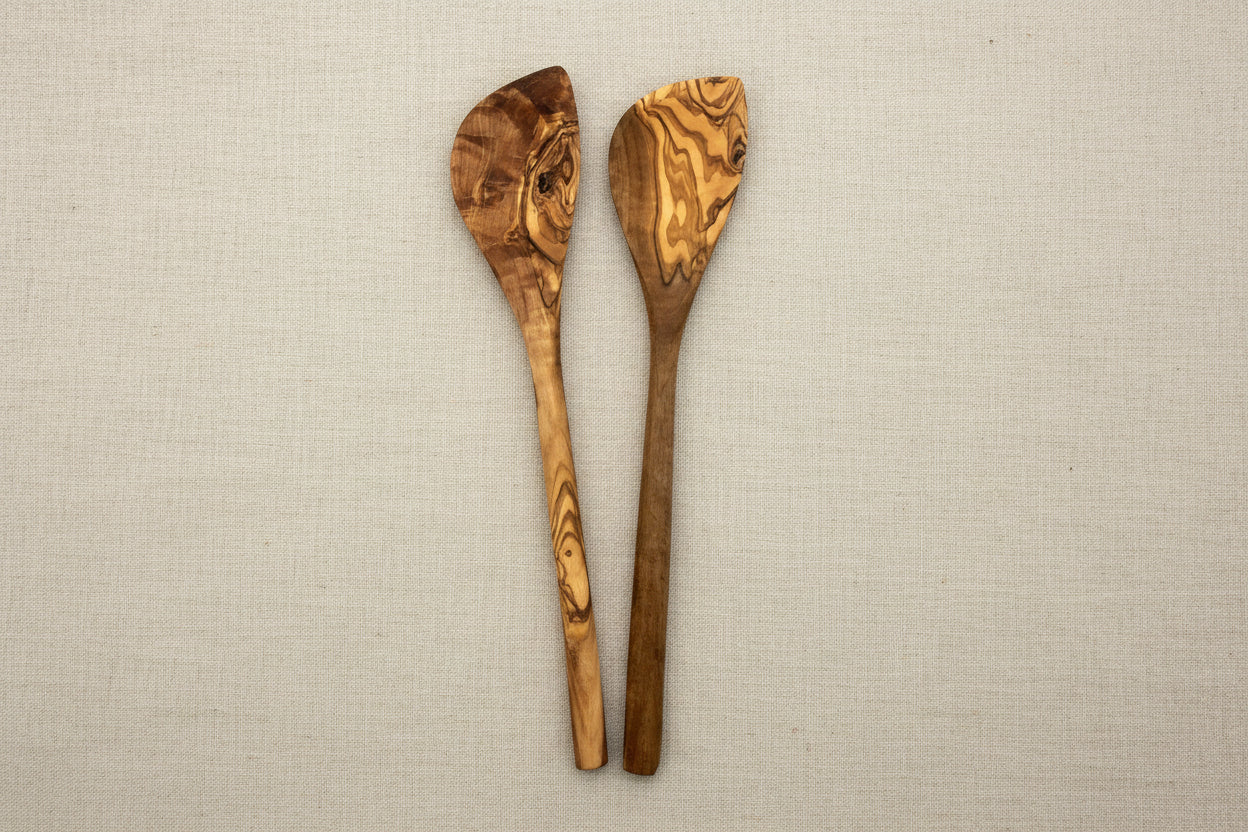 Cuillière avec angle en bois d'olivier 2 