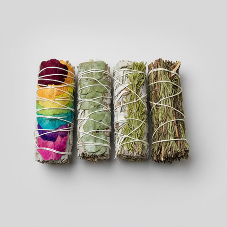 fumigation batons sauge et plantes
