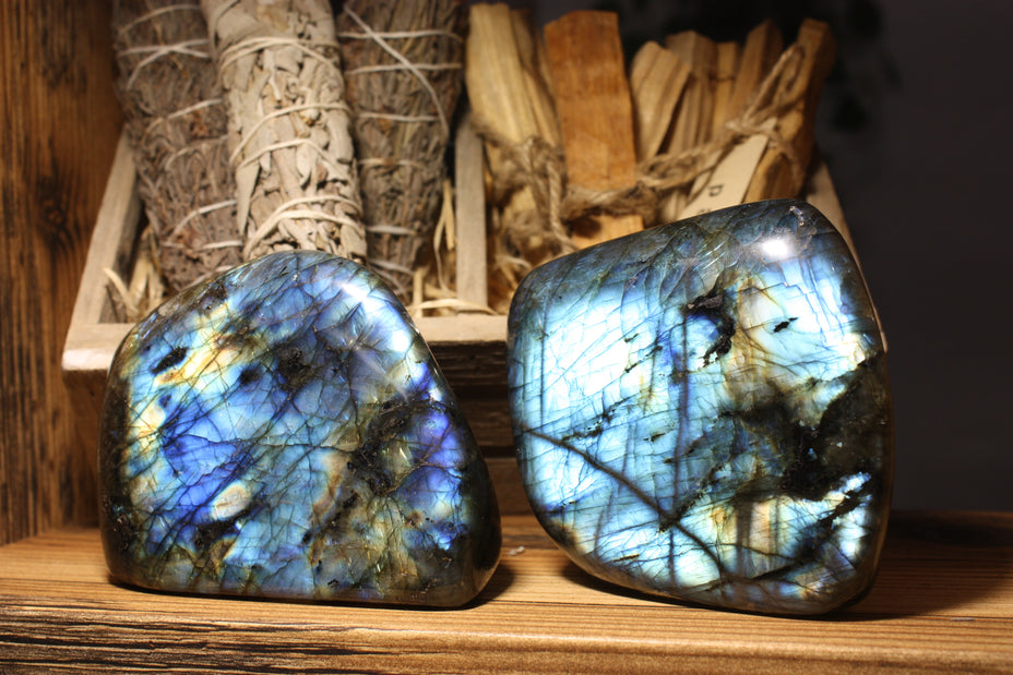 Maxi Labradorite
