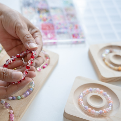 Atelier créer son bracelet de lithothérapie en pierres
