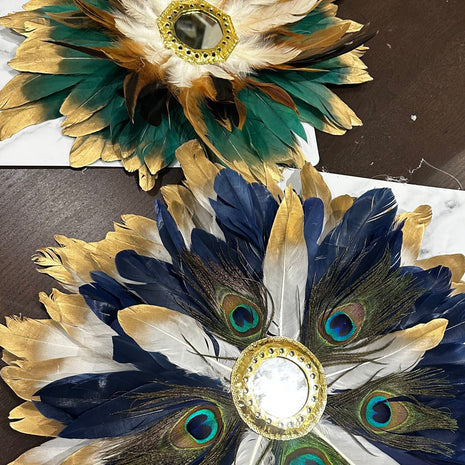 décoration murale en plumes