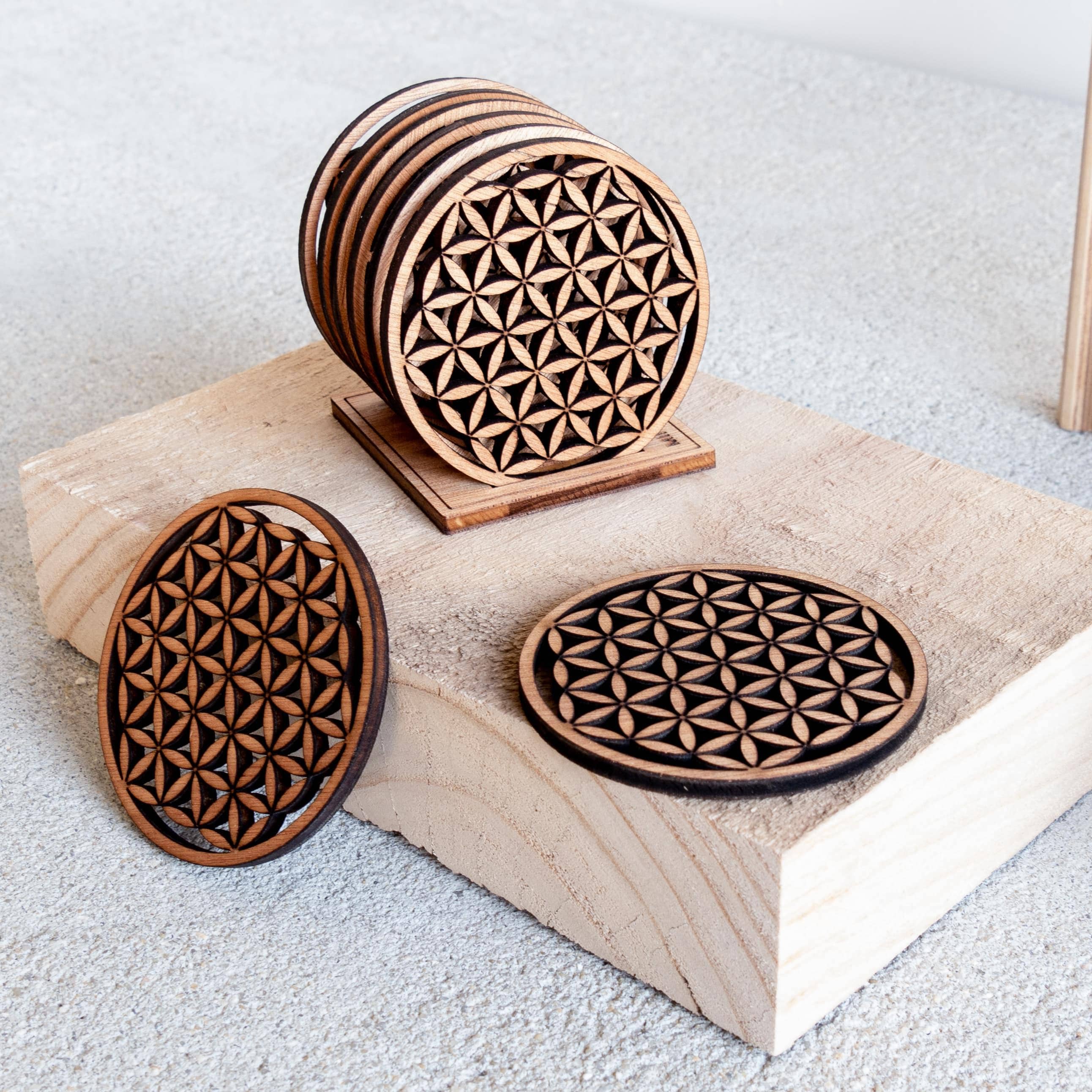 Fleur de vie en bois - Fabriquée en France