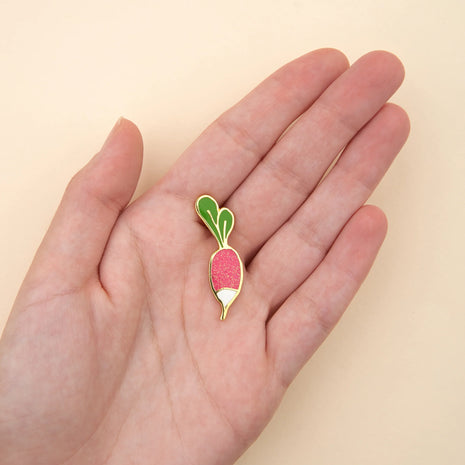 Pin's émaillé Radis à paillettes