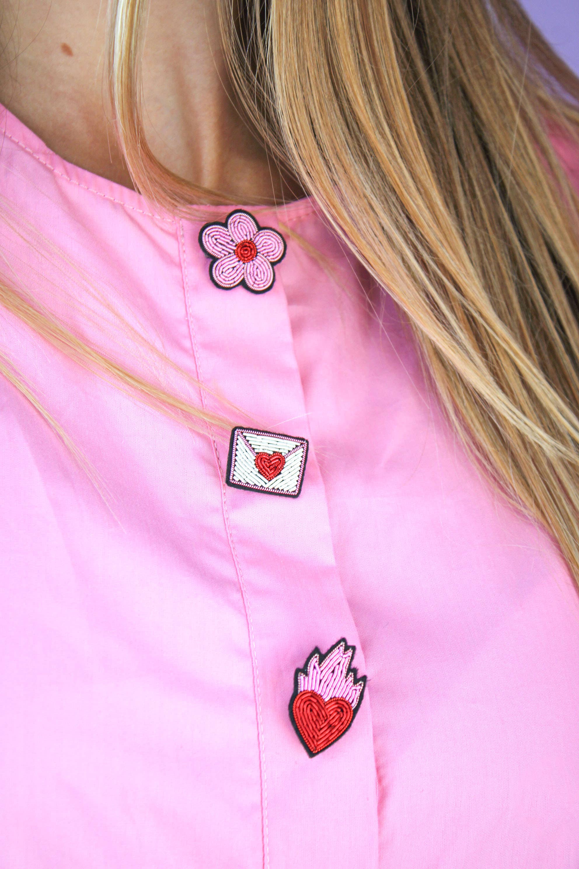 Broche Mini Coeur Enflammé