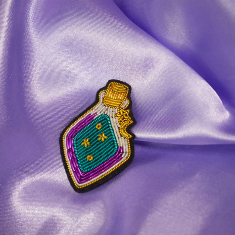 Broche Potion Magique