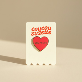 Pin's émaillé Coeur Girl Power