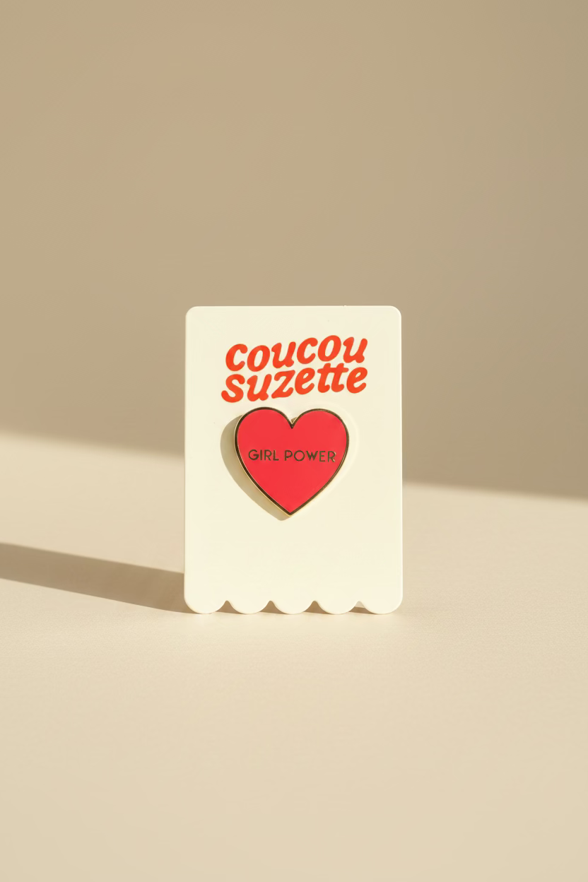 Pin's émaillé Coeur Girl Power