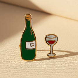 Pin's émaillé Bouteille et verre de vin