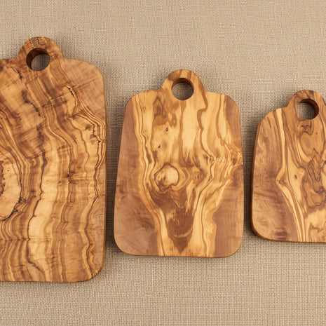 Planche à découper en bois d'olivier avec trou