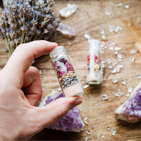 Atelier créer sa fiole talisman + apéritif dinatoire - 05/05/26